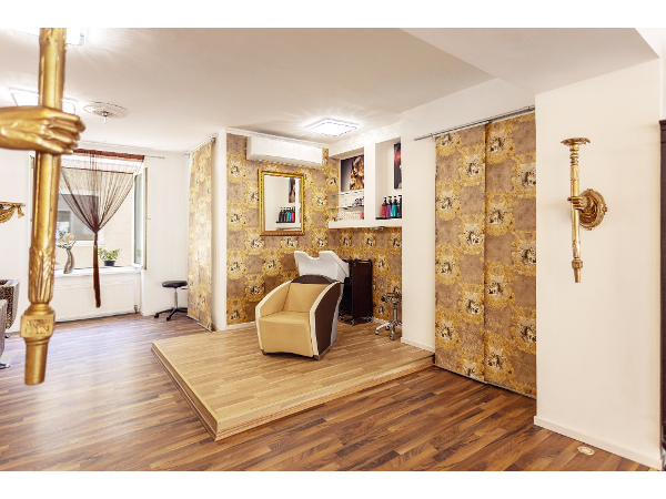 Bild 11 von Hair Deluxe