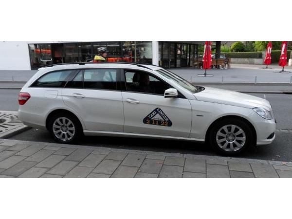 Bild 1 von Taxi Linder GmbH in Liqu.