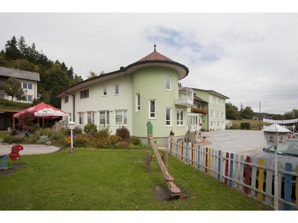 Bild 3 von Gasthof-Pension Karawankenblick