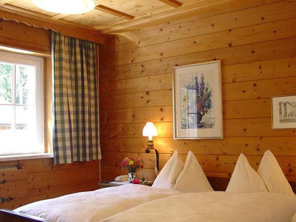 Bild 6 von WALDPENSION GÖSCHLSEBEN. Fam. Kastner