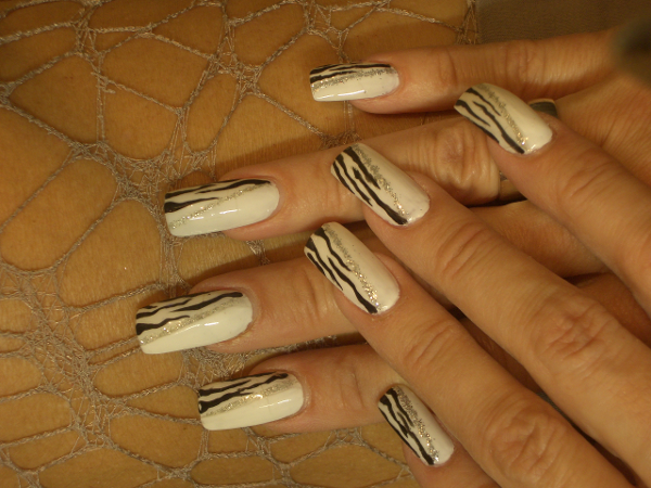 Bild 12 von Nagelstudio Helga
