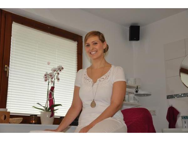 Bild 2 von Kosmetik-Fußpflege Andrea