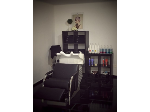 Bild 2 von Friseur HairbyLaila