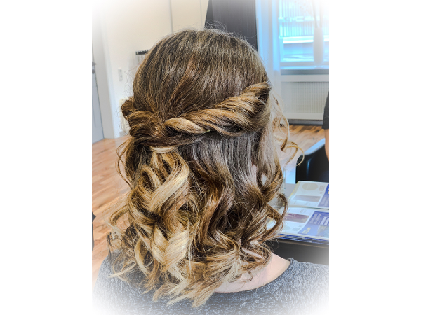 Bild 10 von head art Hairstyling