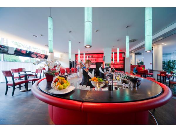Bild 2 von Hotelbar U-ONE Bar