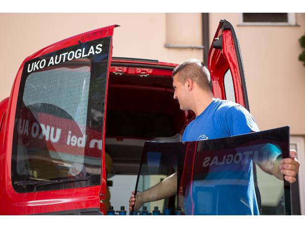 Bild 10 von UKO Autoglas GesmbH