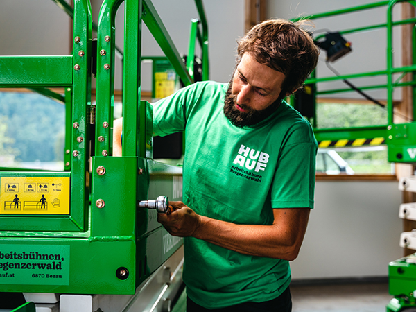 Bild 3 von HUB AUF Arbeitsbühnen GmbH