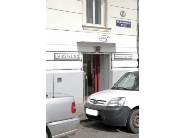 Bild 1 von Alma's Salon