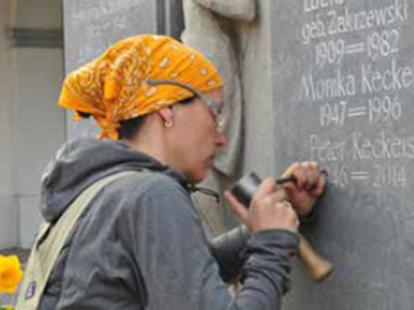 Bild 2 von Klaudia -Erinnerungen in Stein