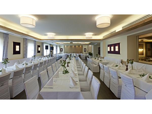 Bild 2 von Restaurant - Hotel Wallner zum grünen Baum