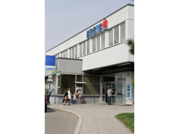 Bild 1 von Erste Bank – Filiale Krottenbachstraße