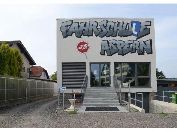Bild 1 von Fahrschule Aspern
