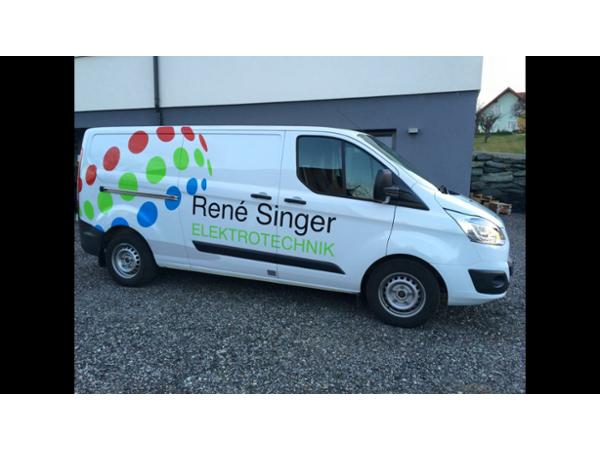 Bild 1 von Singer Rene