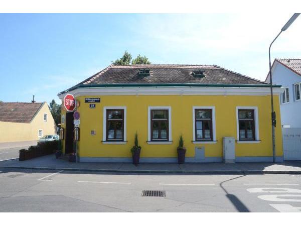 Bild 7 von Oberlaaer Dorfwirt Gastronomie Betriebsgmgh & Co KG