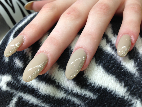 Bild 18 von Nagelstudio Helga
