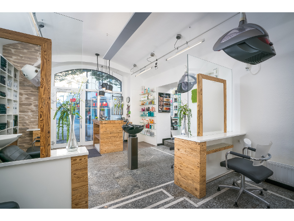 Bild 7 von City Friseur Wels