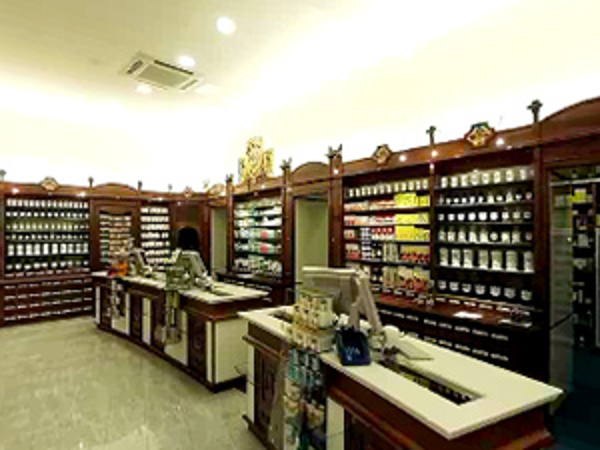 Bild 4 von Josefee-Apotheke Mag. Kurt Lillie KG