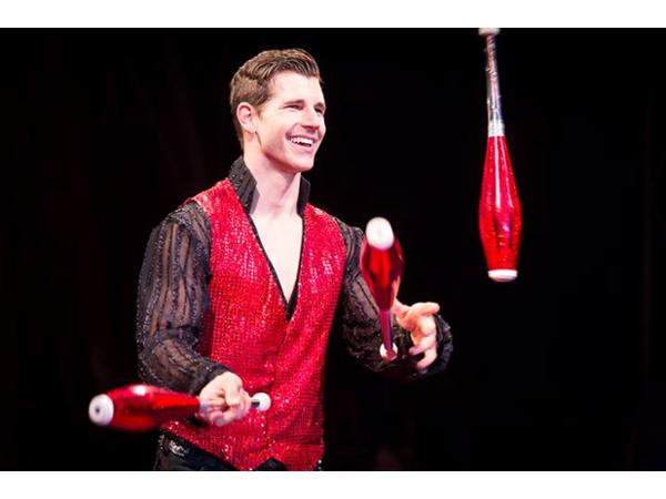 Bild 2 von CIRCUS PIKARD