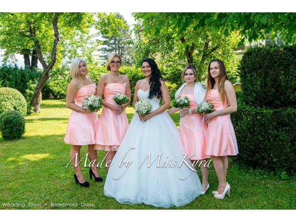 Bild 9 von MissKyra Wedding Dress Factory