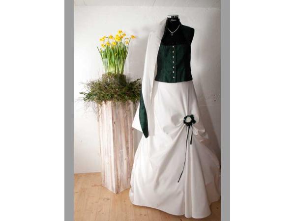 Bild 24 von Neuböck KG Mode/Hochzeit/Tracht