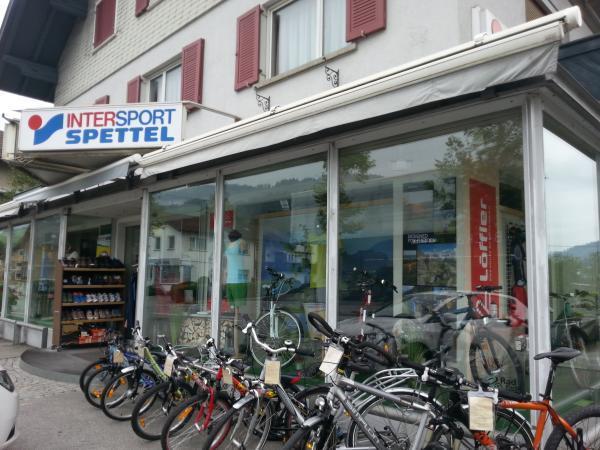 Bild 1 von INTERSPORT Spettel