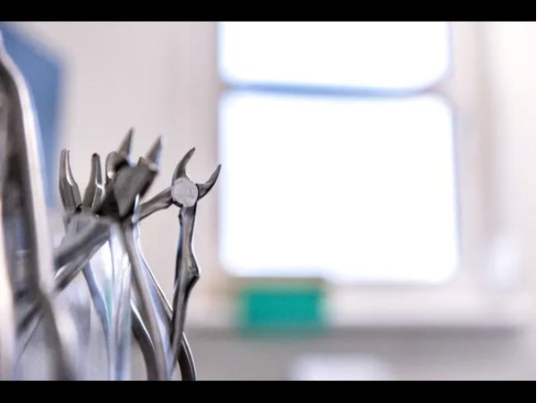 Bild 62 von Zahnarztpraxis Dr. Philipp Kaiser MMSc LLM & Kollegen