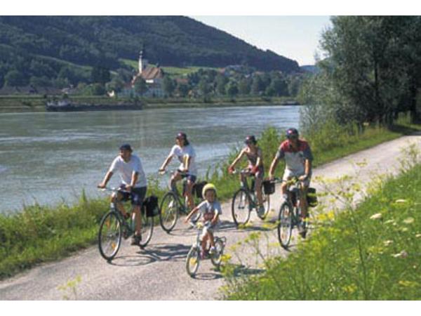 Bild 1 von Machland Gasthof