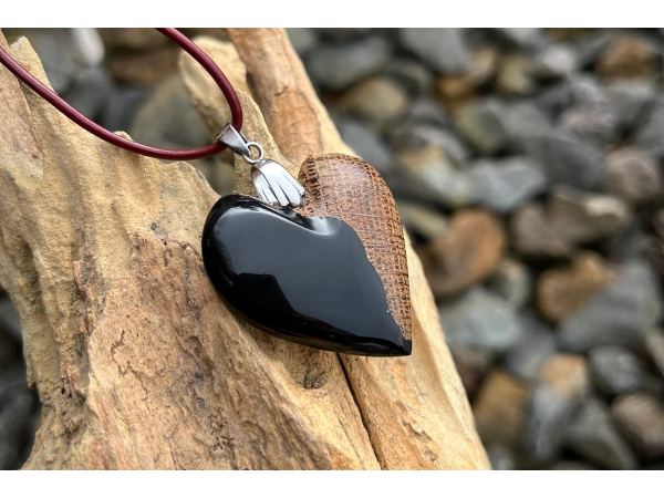 Bild 15 von Hoizpoint Schmuck u. Design e.U.