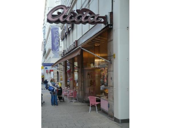 Bild 1 von Aida Prousek & Co Chocolaterie & Großkonditorei