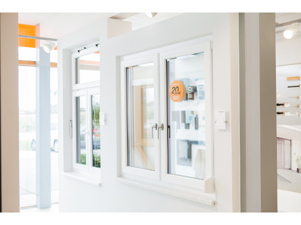 Bild 9 von REKORD Fenster Weitendorf - Accdur Fenstertechnik Produktions- und Vertriebs Ges.m.b.H.