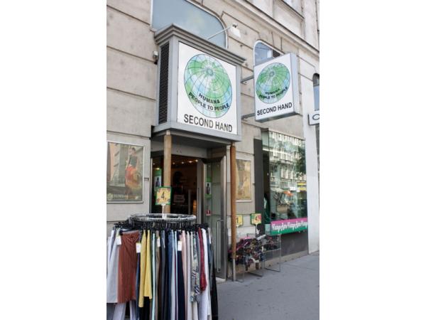 Bild 1 von HUMANA People to People - Second Hand Mode
