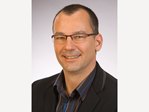Bild 1 von Dr. Alexander Teubl