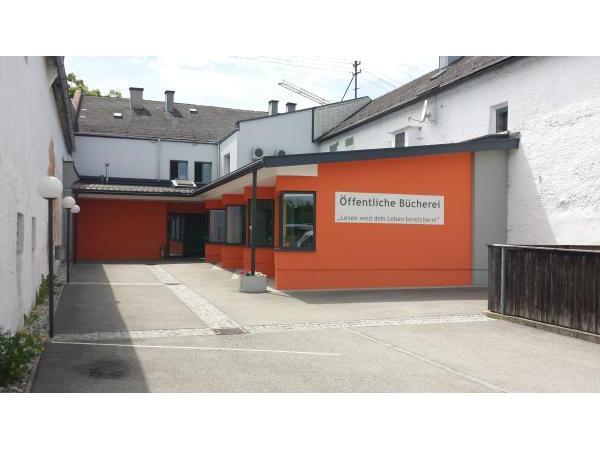 Bild 1 von Bücherei Lembach