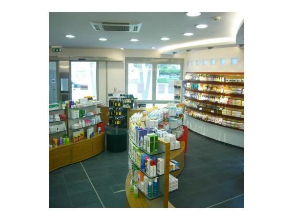 Bild 3 von Apotheke-Obelisk Mag pharm Harald Hauser