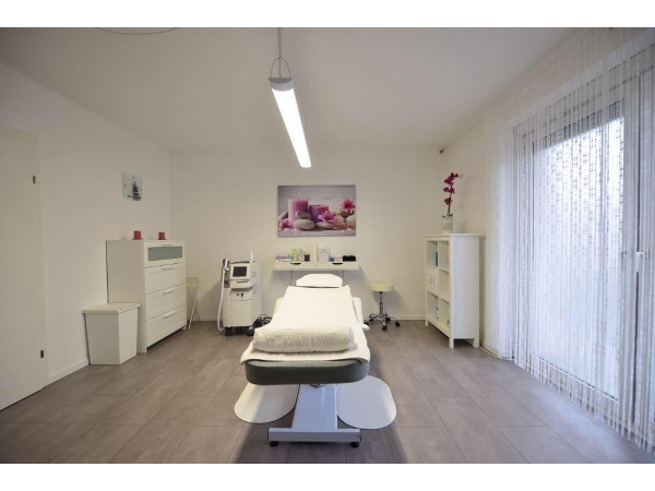 Bild 1 von Studio Haarlos