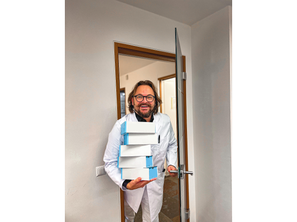 Bild 8 von Zahnarzt Dr. Jörg Hannesschläger, Praxis für Zahnmedizin und Kieferorthopädie in Klagenfurt