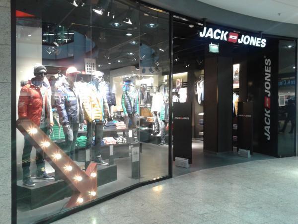Bild 2 von JACK & JONES Klagenfurt