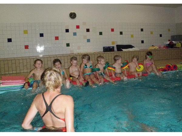 Bild 6 von BERNIS Baby & Kinder Schwimm- u Massagekurse