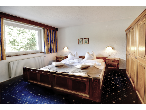 Bild 4 von Haus Sailer - Ferienwohnungen in St. Anton am Arlberg