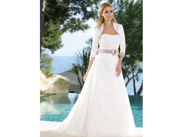 Bild 10 von Neuböck KG Mode/Hochzeit/Tracht