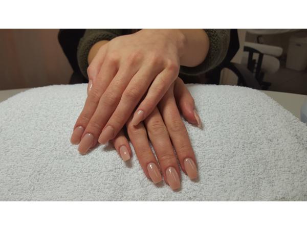 Bild 6 von Kosmetik und Nagelstudio - Dora Nagy