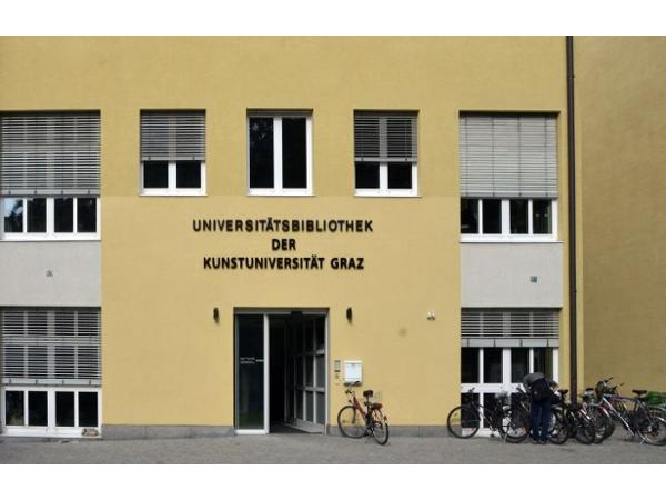 Bild 1 von Bibliothek d Universität f Musik u darstellende Kunst