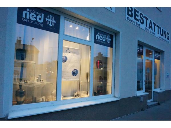 Bild 3 von Bestattung Ried GmbH