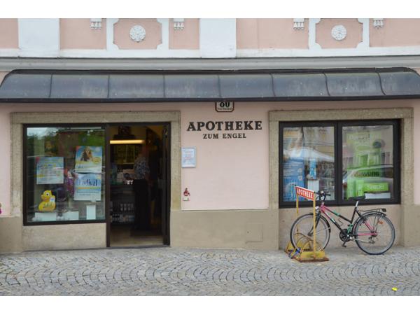 Bild 1 von Apotheke Zum Engel Dr Riedl KG