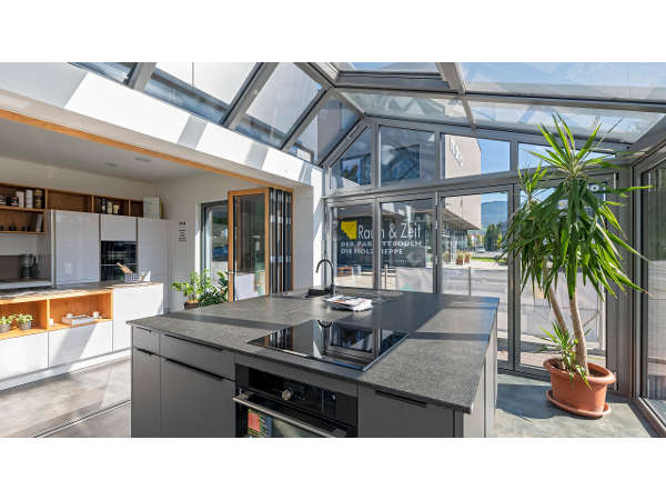 Bild 17 von Feuerstein - Wohlfühlen mit Holz und Glas Schauraum Dornbirn