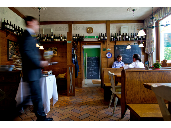Bild 1 von RELAIS & CHÂTEAUX GOURMET KOCHBAR IM WIRTSHAUS