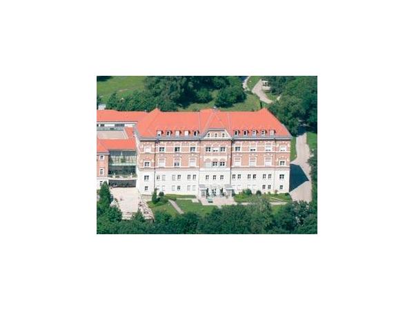 Bild 1 von Reha-Zentrum Alland der Pensionsversicherung