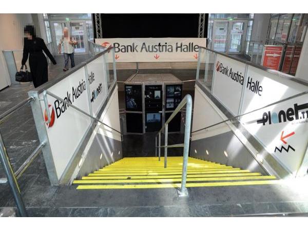 Bild 1 von Bank Austria Halle