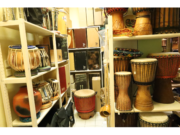 Bild 10 von Gandharva Loka - Klanghaus - The World Music Store