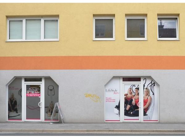 Bild 1 von EMS-Station
